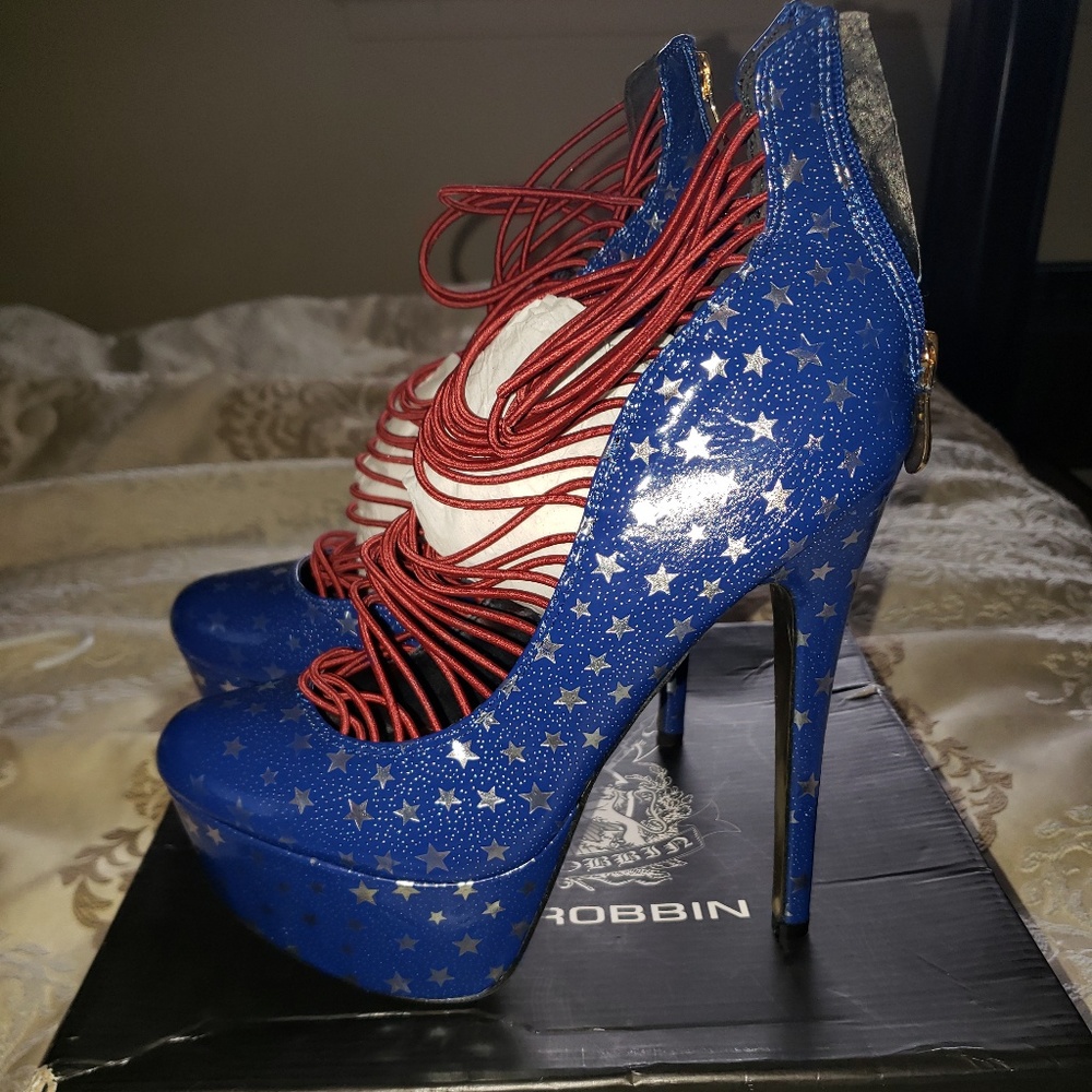 Cape Robin heels